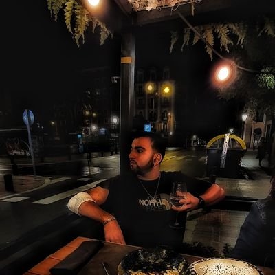 AlexKingYTBE's profile picture. Content Creator | Gaming • Viajes • Reacciones • Fitness
Founder @KingLiionGaming 💙🔥
📩 contact@alexking.com