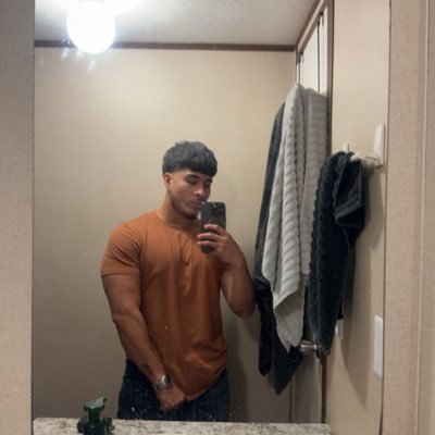 Matthew3035's profile picture. 22