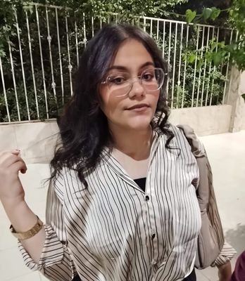 MadonaEzzat4's profile picture. ونحن أيضاً الغرباء في هذا المكان، احفظنا في ايمانك، وأنعم لنا بسلامك إلى التمام