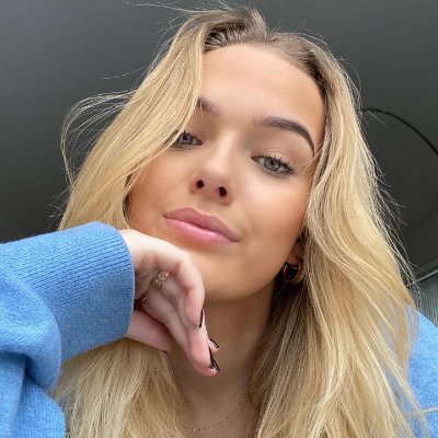 🚀 fashion , skiing, divingFashion designer, likes traveling, food, fitness and investment
🧘♀️🐶🐱⛳🏑🎾👩🍳🚫 Porn🚫🤖