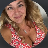 Mikki Simon (@freakandeee) 's Twitter Profile