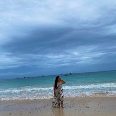 danihliaorina's profile picture. أنا مسلمة عن طريق الدم والمعتقدات و أنا جزء من الدم الملكي .