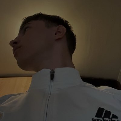 EvozA IdziU Profile