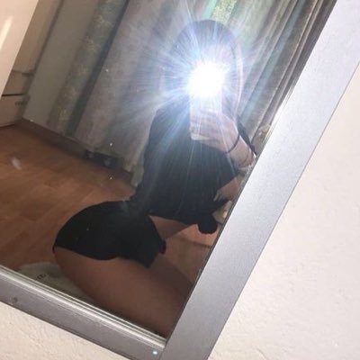 rebeccaxxx__'s profile picture. 