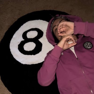 16 year old YouTuber and music artist. 870GLIZZY IS BETTER THAN YOUR FAVORITE ARTIST FR FR. It's long journey but it worth it.