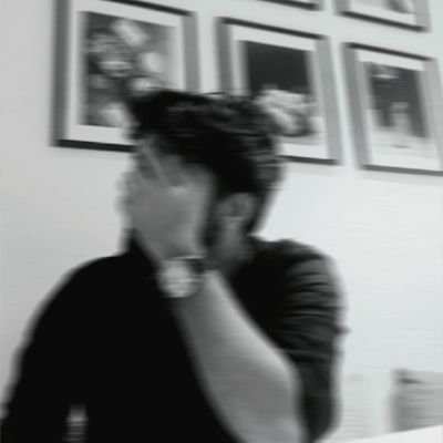 hmzeehere's profile picture. وَتُعِزُ مَن تَشَاء وَتُذِلُ مَن تَشَاء
