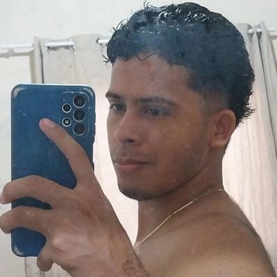Biomédico em Formação, DCNauta, Swiftie e Amante de Filmes de Terror✨️
