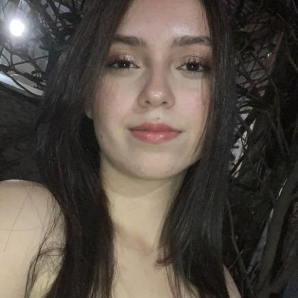 chazinhuu's profile picture. 