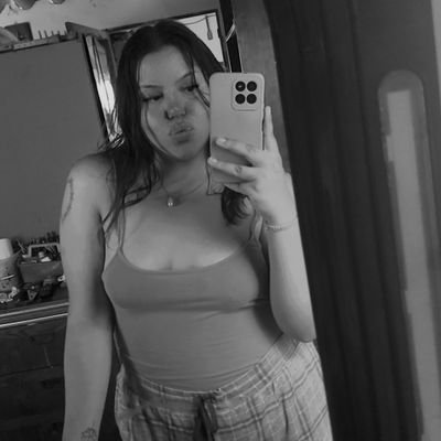 ig: luciaos03
Don't blame me for what you made me do 🐍🍒
Trabajando en mi mejor versión 🩷