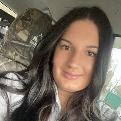 vannahgirl57's profile picture. 