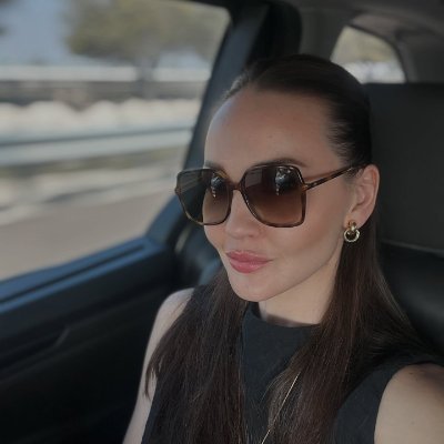 Life is wonderful because of the pursuit of novelty! I am keen to communicate with interesting people, learn from each other, and grow together.