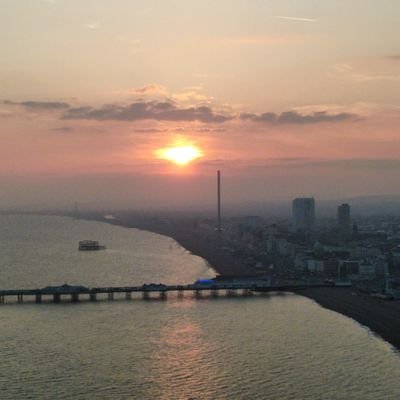 38 happily single looking for random hot meets
love flying my drone and capturing epic sunrises and awesome sunsets that the south coast has to offer