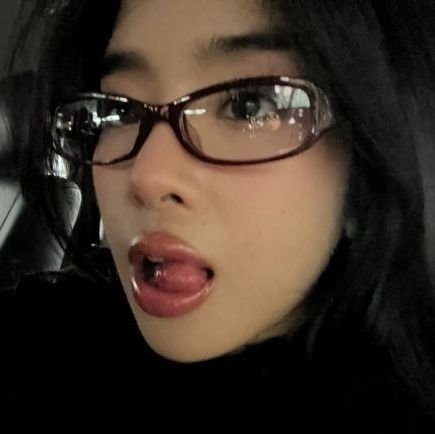 kerbwi's profile picture. :)