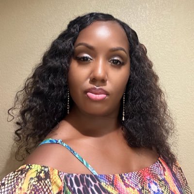 Finest Ear Hustler. 💎Collector. Wife. Mom. Veteran. Solopreneur. Investor. Reparationist. Interests: G7/BRICS, Economic Disparity, Avoiding Collapse…🇺🇸