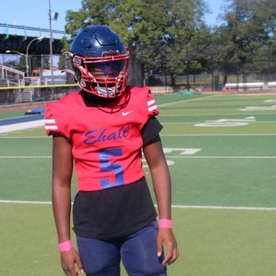 Brandon_Cochra5's profile picture. BRANDON COCHRAN| CO ‘28|6’0| 185| LB| ERASMUS HALL| IG~ https://t.co/mhNe1RCxRG | 3.6 GPA |✉️Brandoncochran579@gmail.com|