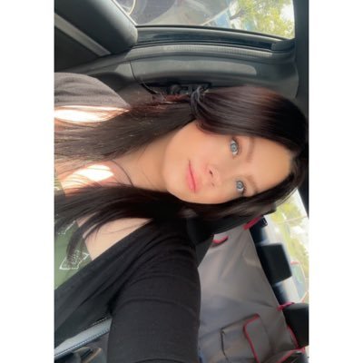 AmbWeenies's profile picture. I like to piss people off 🥰