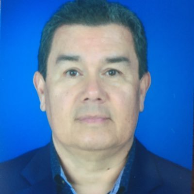 Abogado de la U Libre Especialista en Derecho Administrativo U del Rosario. Humanista.