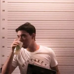 felipe_cayee's profile picture. tiktok 16.4k
touro