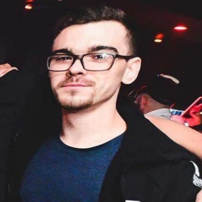 Head Coach - Arcus Skyline | Assistant Coach - Reno Skyline | @SkylineGamingNA
Guest Colour Caster/Analyst for @SiegeDoubleShot
Analyst for @SkylineGamingNA