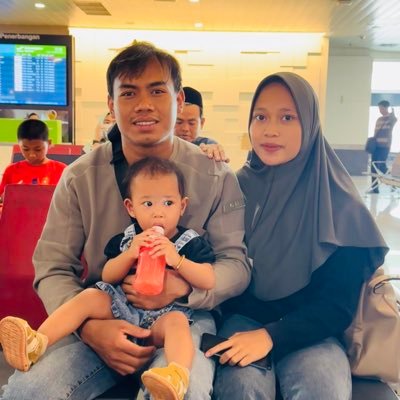 Bambangpei40247's profile picture. 