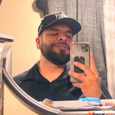Videographer/Editor 📹 Groovy Beats 🎧 Good Vibes Only ✌🏼