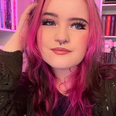 AriBelle17TTV's profile picture. Twitch Affiliate | Video Editor | She/Her | @Twitch Women's guild | @ADVANCEDgg Ambassador ✨ | aribellex17@gmail.com
