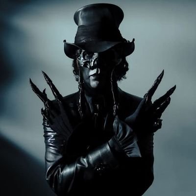 Kurama_Sylvie's profile picture. Hola soy oscuro cómo el licor y suave cómo la lluvia.