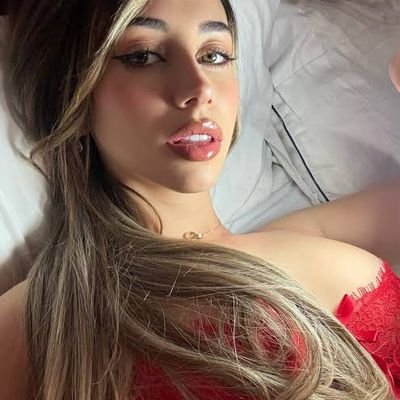Mess9812Messyy's profile picture. 