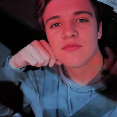 YO SOY EL ORDEN NATURAL DE TODAS LAS COSAS BABY Y TU ME AMAS