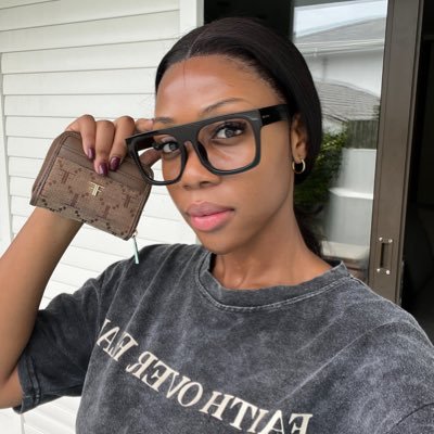 Ado941952954704's profile picture. 