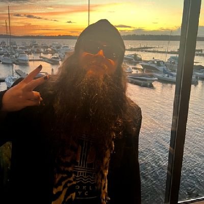 mrpeterjoshua's profile picture. full time aura dodger