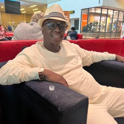 nisoShabangu's profile picture. Everything geek.. Opinions here are personal