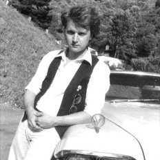 thas_boi's profile picture. 