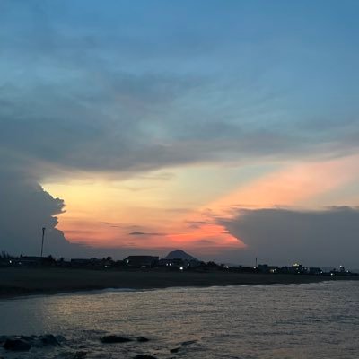 Hy_190798's profile picture. 