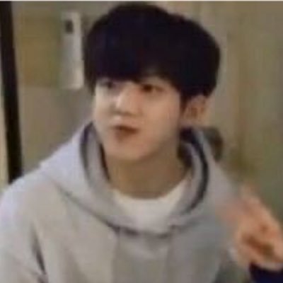 오호.. 이래 잘생기믄 내 우째 하지요??