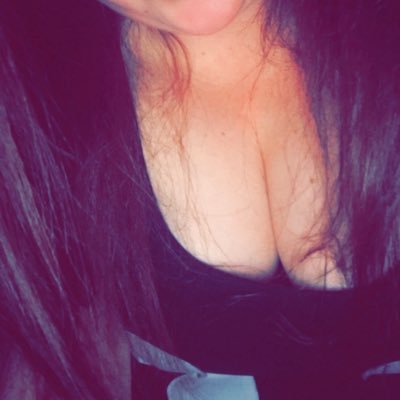 Cheeky Curvy Aussie Wife - FREE SUBSCRIPTION - #spicy 🌶️ #booty 🍑 #tits 🍒 #pussy 👅 18+ ❤️🔥 https://t.co/s13H2MOot2