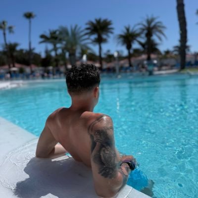 PYMC10's profile picture. 