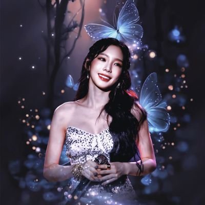 Welcome to my humble world! Feel free to appreciate my art solely crafted for the nation's kid leader— kim taeyeon.