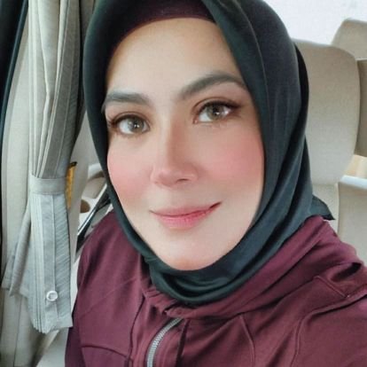 lovely mother to my kids
I stand for the truth and Allah