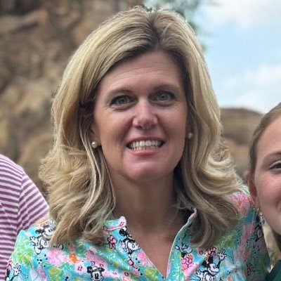 My day resolves around stories. Mom to three, wife, and communications leader.