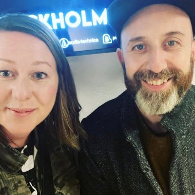 MarcusD86792557's profile picture. Vi är två syskon som brinner för att bli bättre lärare och bidra med våra tankar om hur vi så effektivt och hållbart som möjligt kan förbättra skolan.