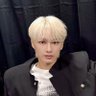 j_wonued's profile picture. Inimitable SEVENTEEN Carat 💎 致我最亮的月亮，俊辉 🌙 @junhui_moon
