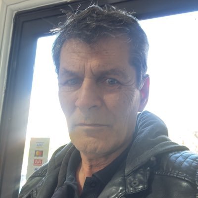 Aquí hay sabiduría. El que tenga entendimiento, que calcule el número de la bestia, pues es el número de un ser humano, y es el seiscientos sesenta y seis.