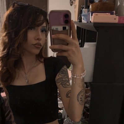 CordovaAdreena's profile picture. hiiiii