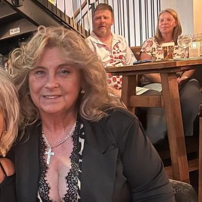 jackielaney's profile picture. intrested in men.