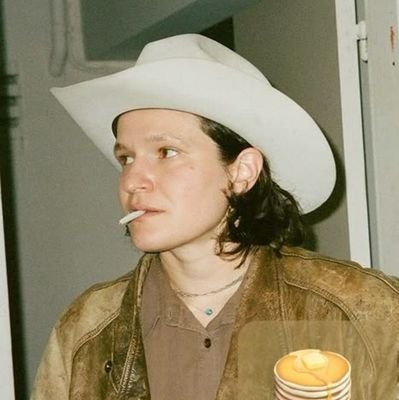 idontdococaine's profile picture. essa fada