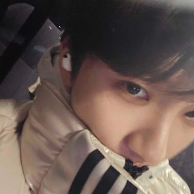 neoyeppeudaa's profile picture. treasure || bonedo