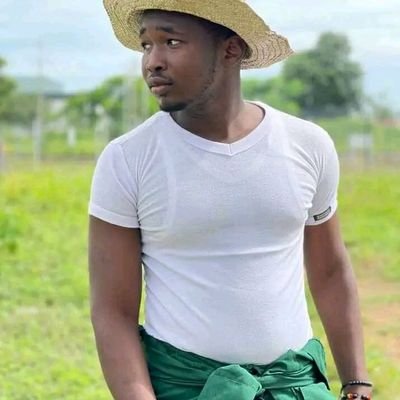 AdamsWisdo83493's profile picture. come send me a msg im shy