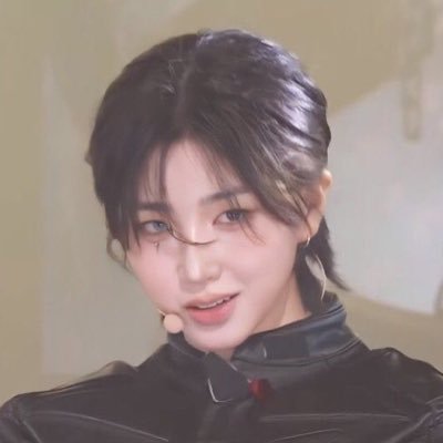 zyozyoAK's profile picture. i am NAWT jobless!!