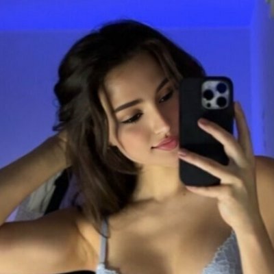 Hana Rousseau 🫦